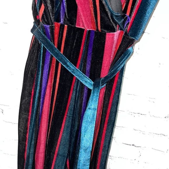 Speechless Velvet Velour Striped Belted Romper Small - Picture 5 of 14
